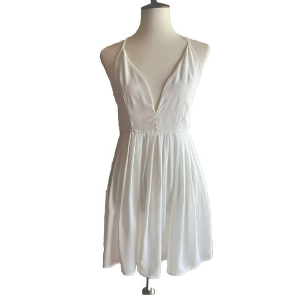 Lioness Dresses & Skirts - Lioness White Pleated Plunge Mini Dress M | Sold by Nasty Gal